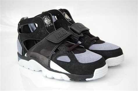 mens nike air trainer huarache|nike air huarache trainer 1992.